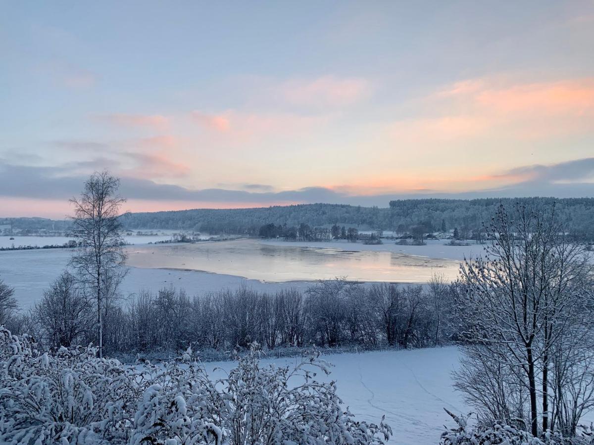Stille X Weite - Hochwertige Wohnung Mit See-Panorama Kronburg Buitenkant foto