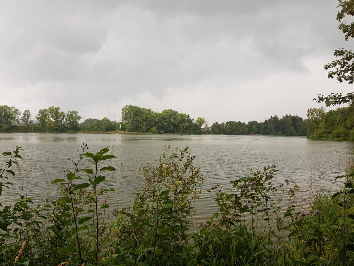 Stille X Weite - Hochwertige Wohnung Mit See-Panorama Kronburg Buitenkant foto